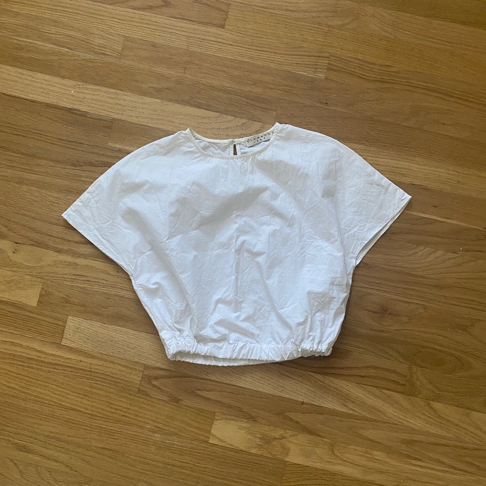 White Cotton Short Sleeve Blouse with Elastic Hem